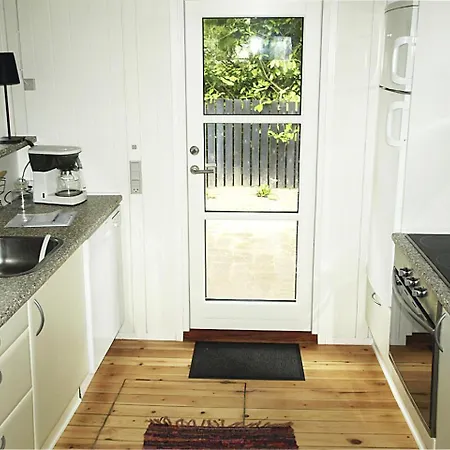 Stunning In Rudkobing With 2 Bedrooms And Wifi Prázdninový dům *