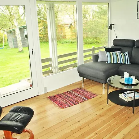 Stunning In Rudkobing With 2 Bedrooms And Wifi Prázdninový dům Spodsbjerg